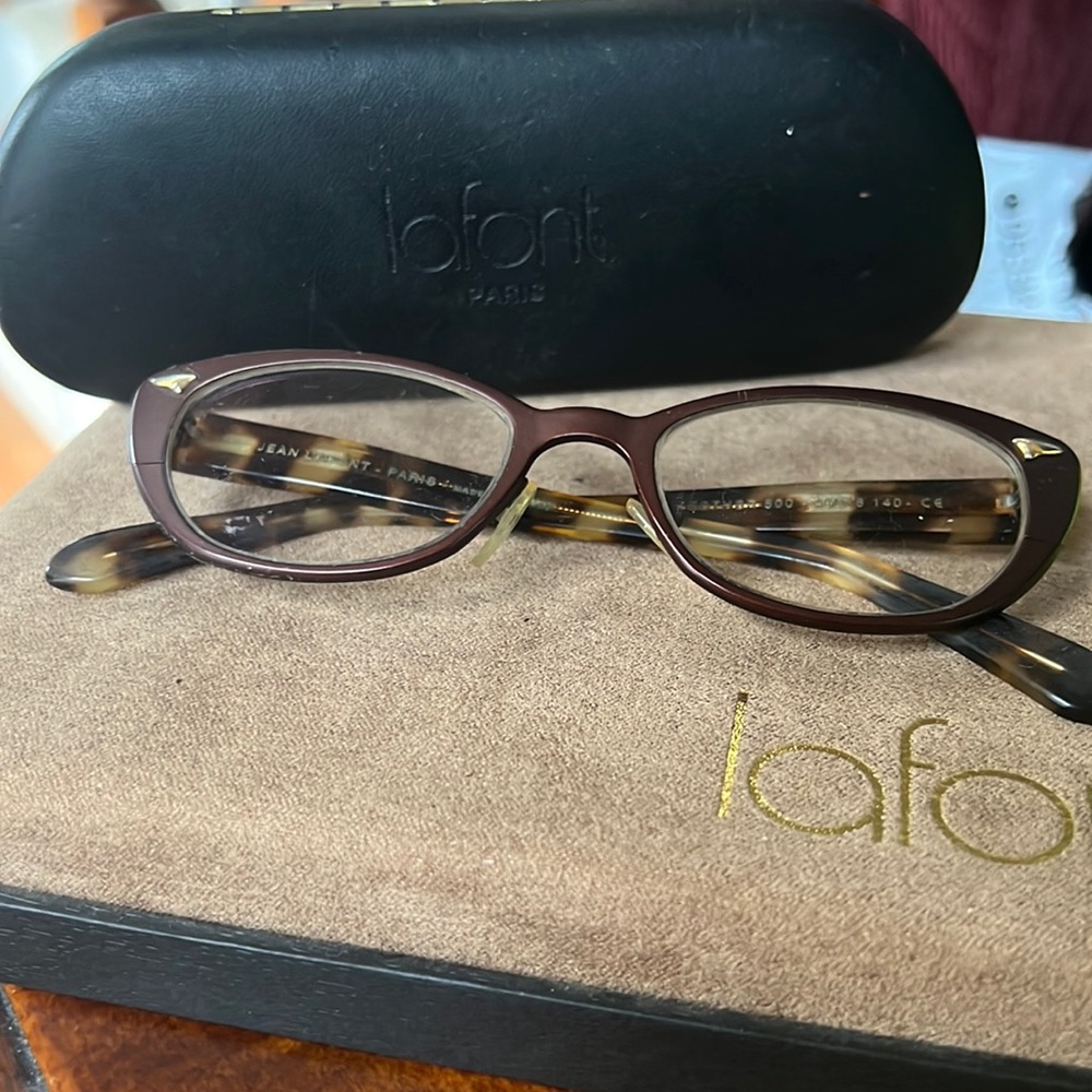 LaFont Cateye Style Esther 500. Stunning!! Brushed plum.